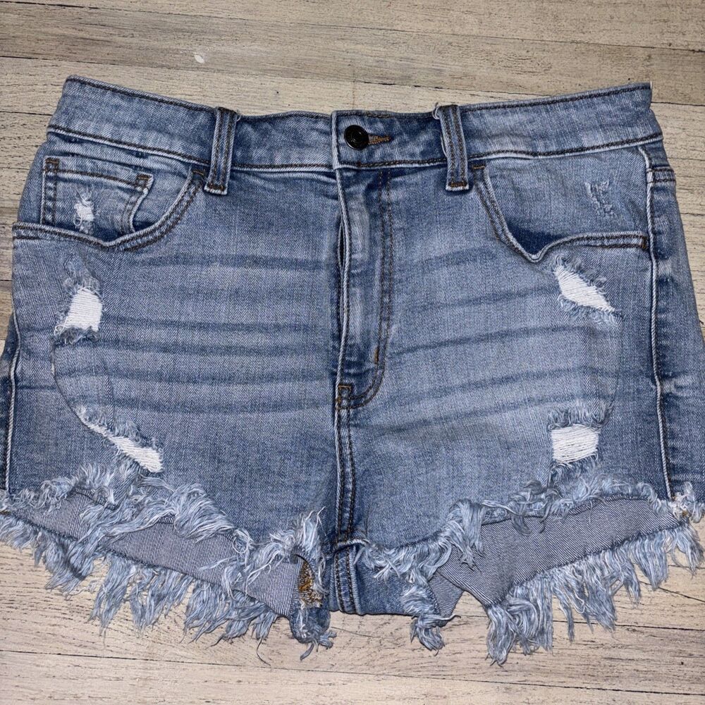 Studio Blue Light Denim Shorts Women’s Size 10 30 Waist Cut Off Raw Hem